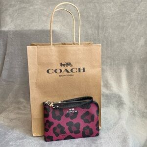 🖤COACH🖤Ocelot Print Corner Zip Wristlet F64238/EUC